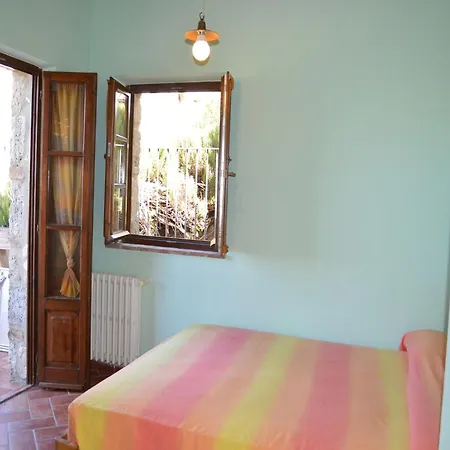 Relaxing Tuscan Getaway Asciano